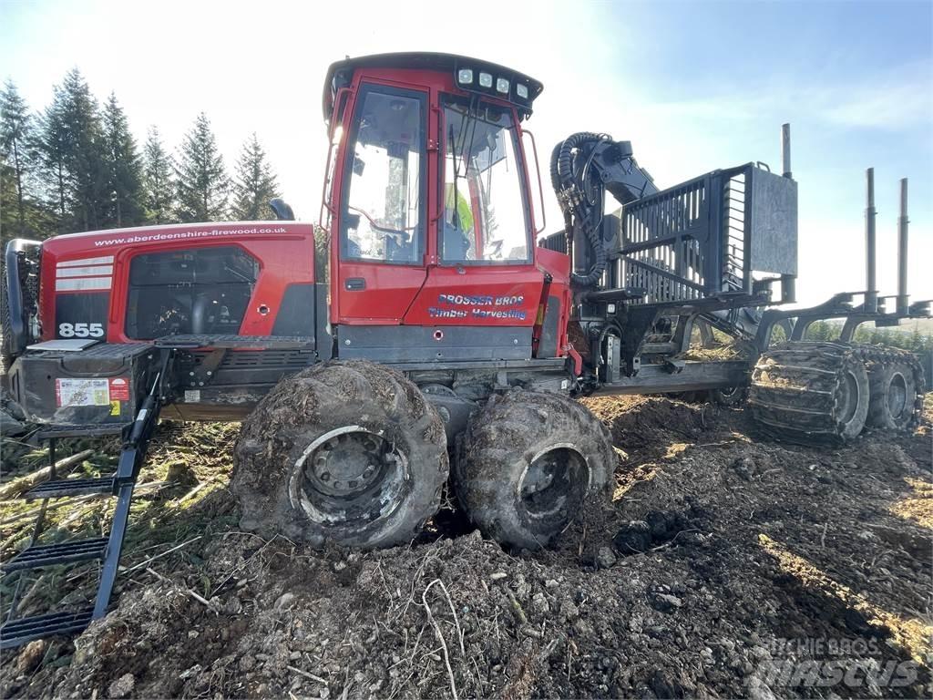 Komatsu 855 Vyvážecí traktory