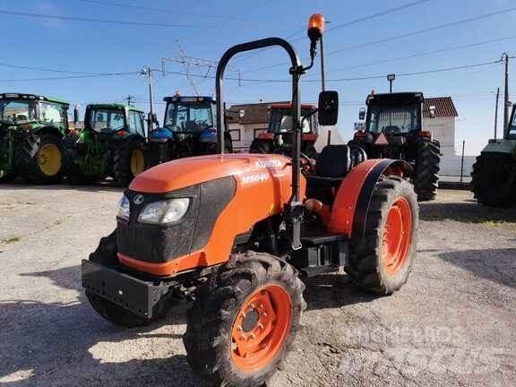 Kubota M 6040 N Traktory