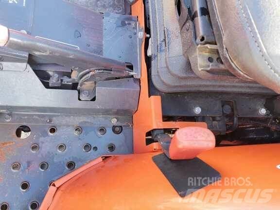 Kubota M 6040 N Traktory