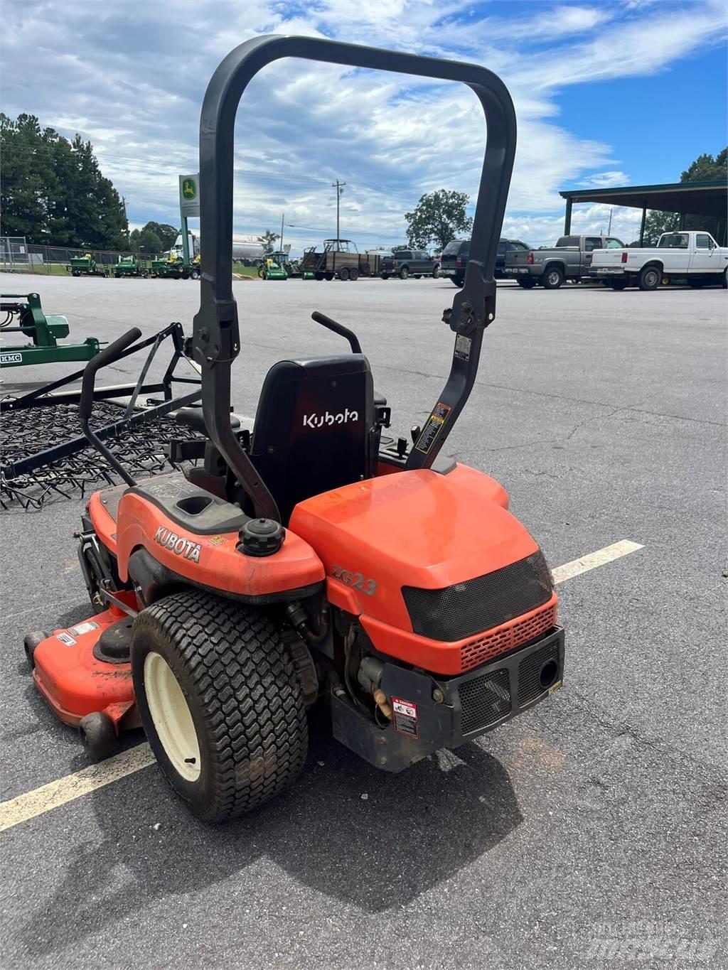 Kubota ZG23 Sekačky s nulovým poloměrem otáčení