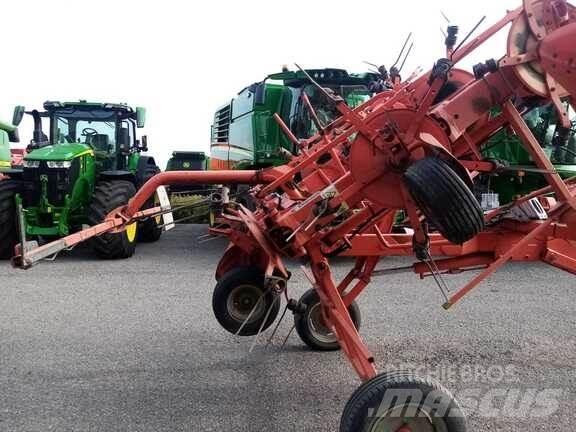 Kuhn GF 7702 Obraceče a shrabovače sena