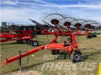 Kuhn SR110 Obraceče a shrabovače sena