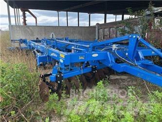 Landoll 2211-11 Hloubkové kypřiče