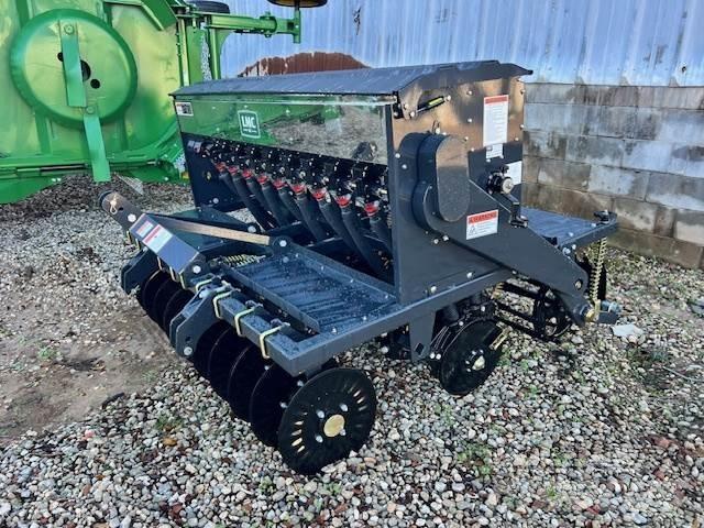 LMC 78 Mechanické secí stroje