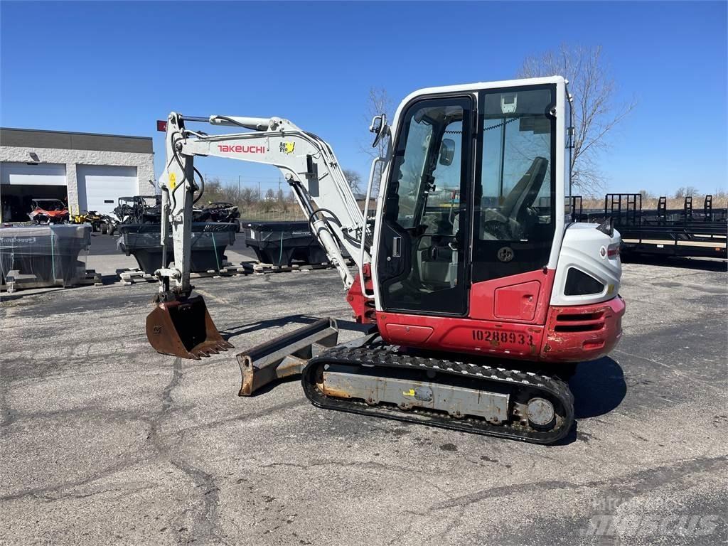 Takeuchi TB240C Mini rýpadla < 7t