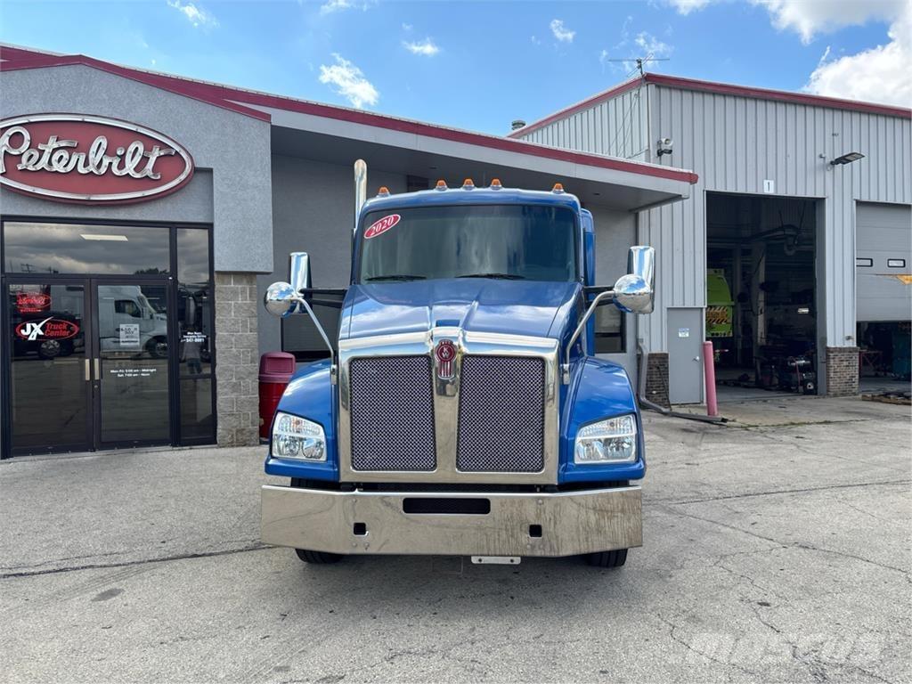 Kenworth T880 Tahače