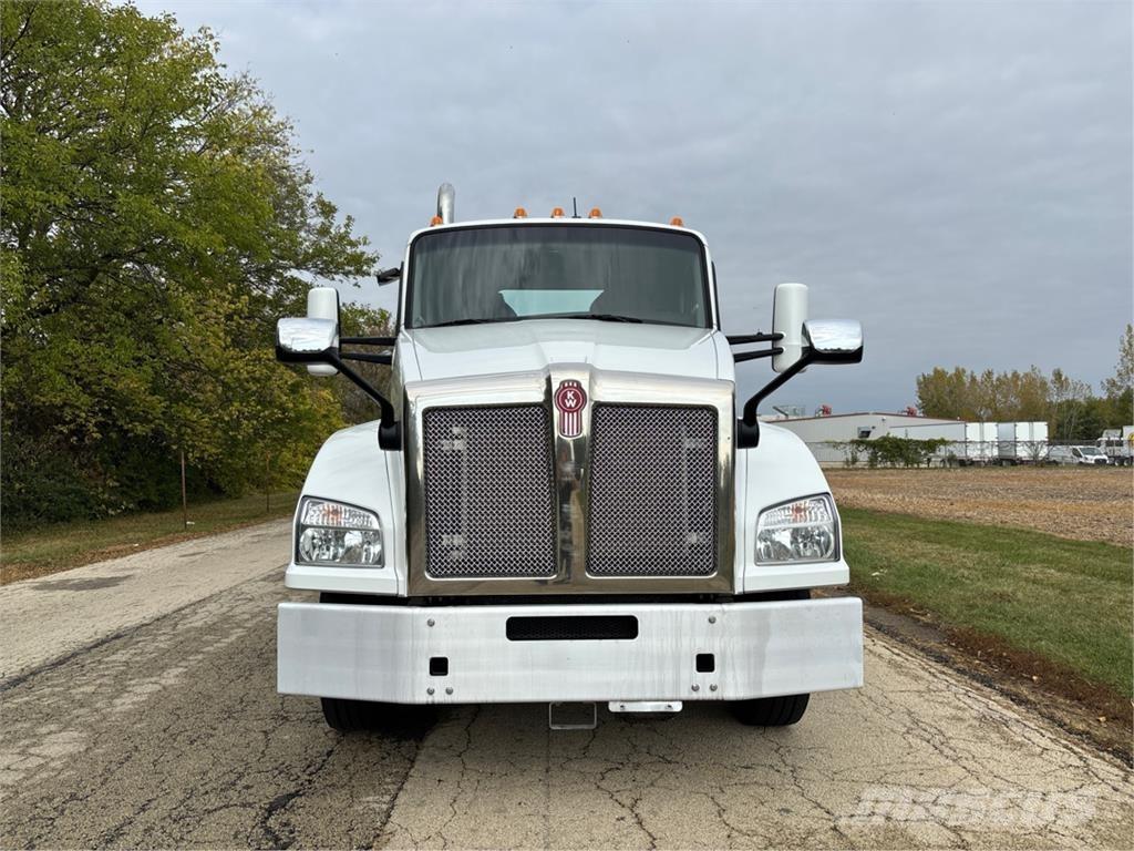 Kenworth T880 Další