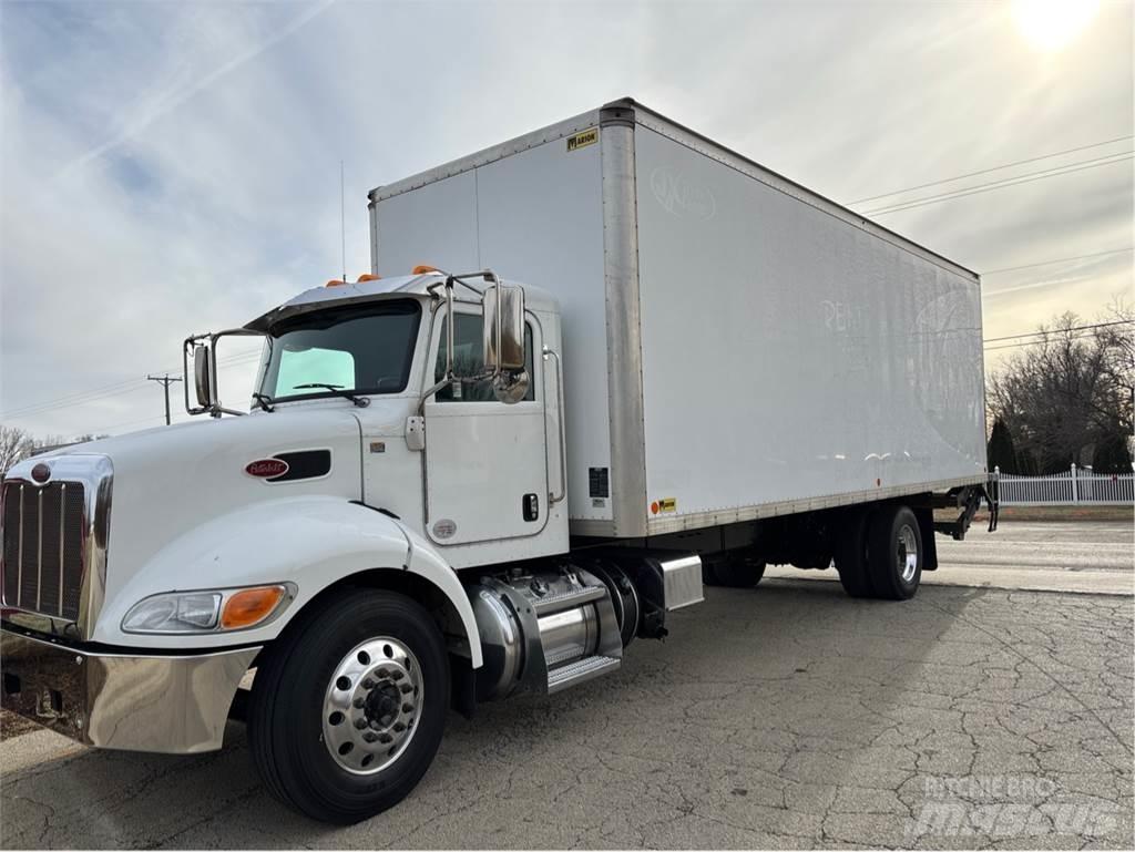 Peterbilt 337 Skříňová nástavba