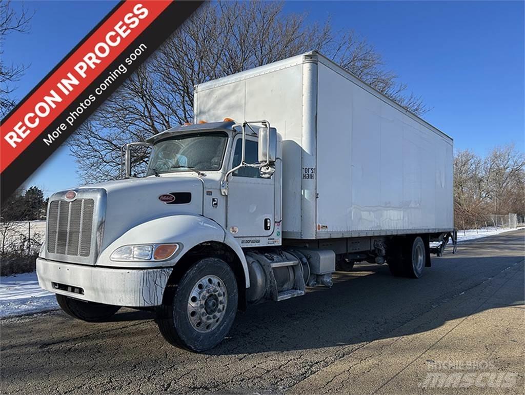 Peterbilt 337 Skříňová nástavba