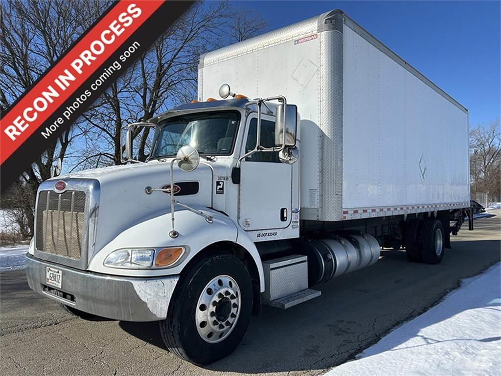 Peterbilt 337 Skříňová nástavba