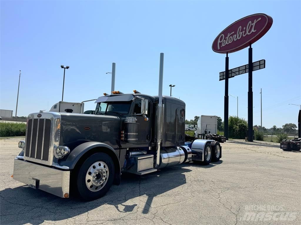 Peterbilt 389 Tahače