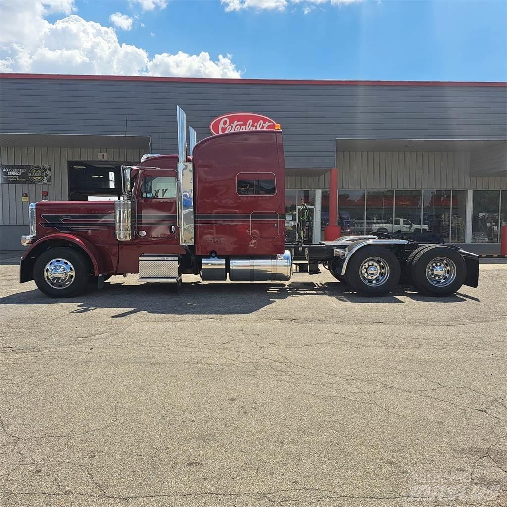 Peterbilt 389 Tahače