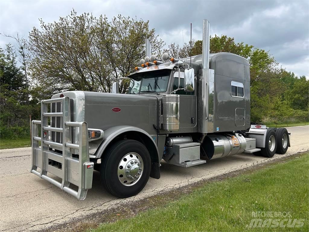 Peterbilt 389 Další