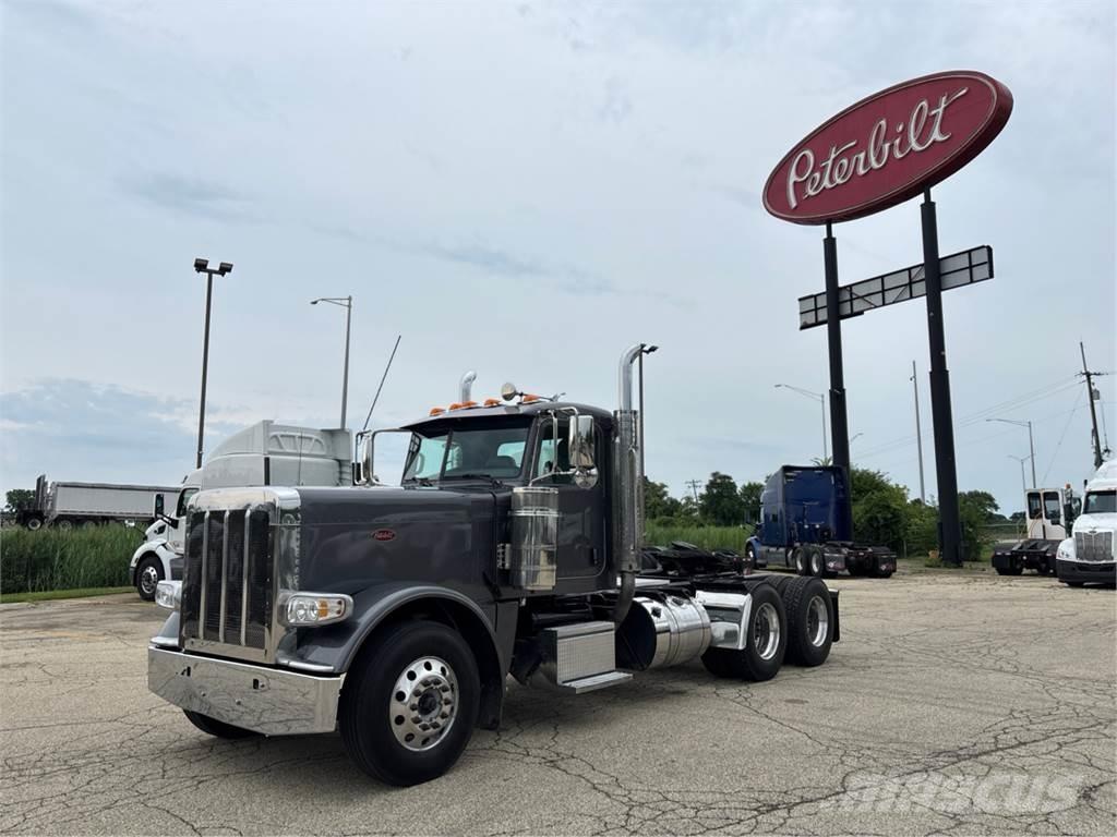 Peterbilt 389 Další