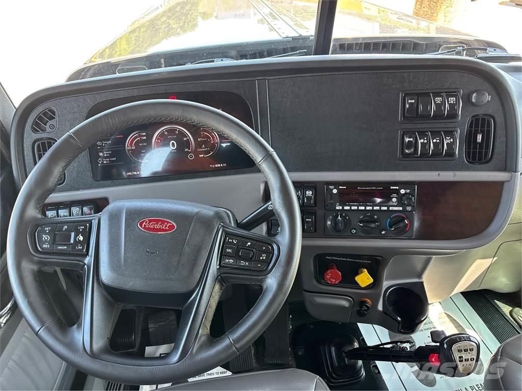 Peterbilt 389 Další