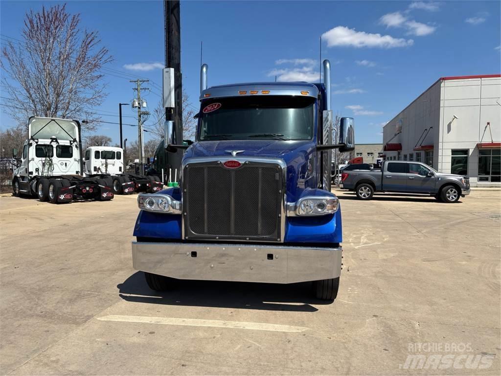 Peterbilt 567 Tahače