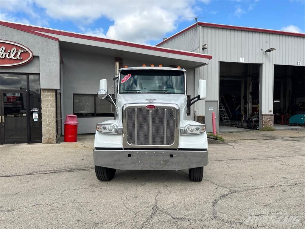 Peterbilt 567 Další