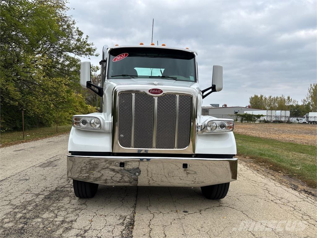 Peterbilt 567 Další