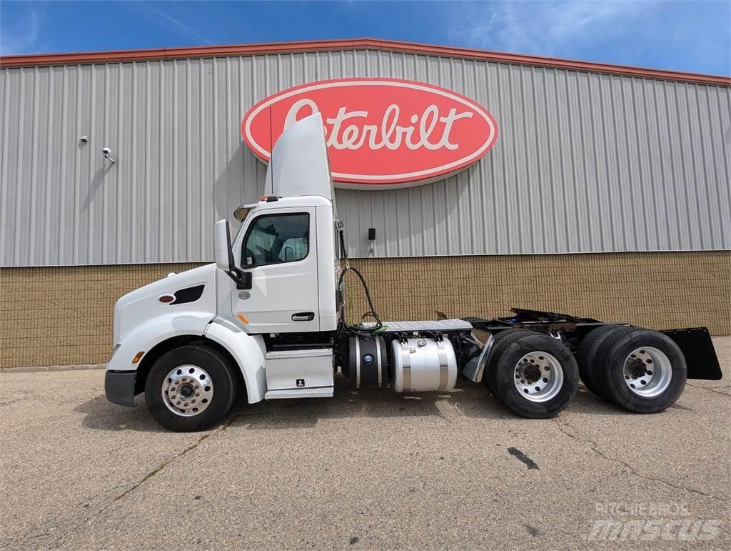Peterbilt 579 Tahače