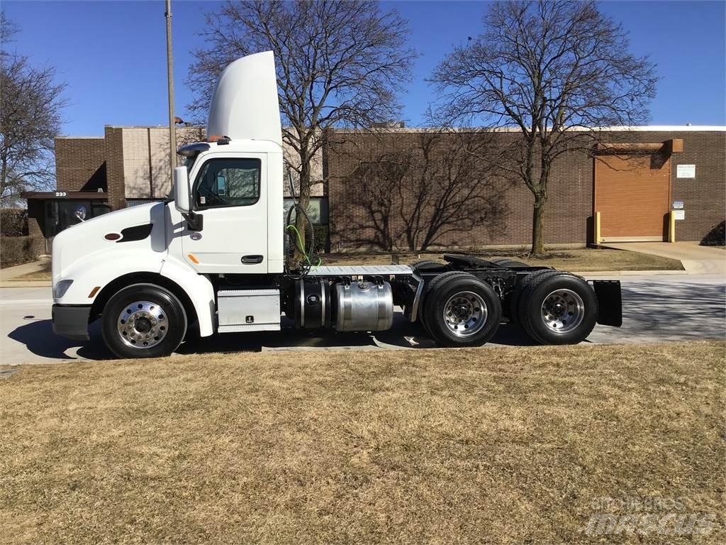 Peterbilt 579 Tahače