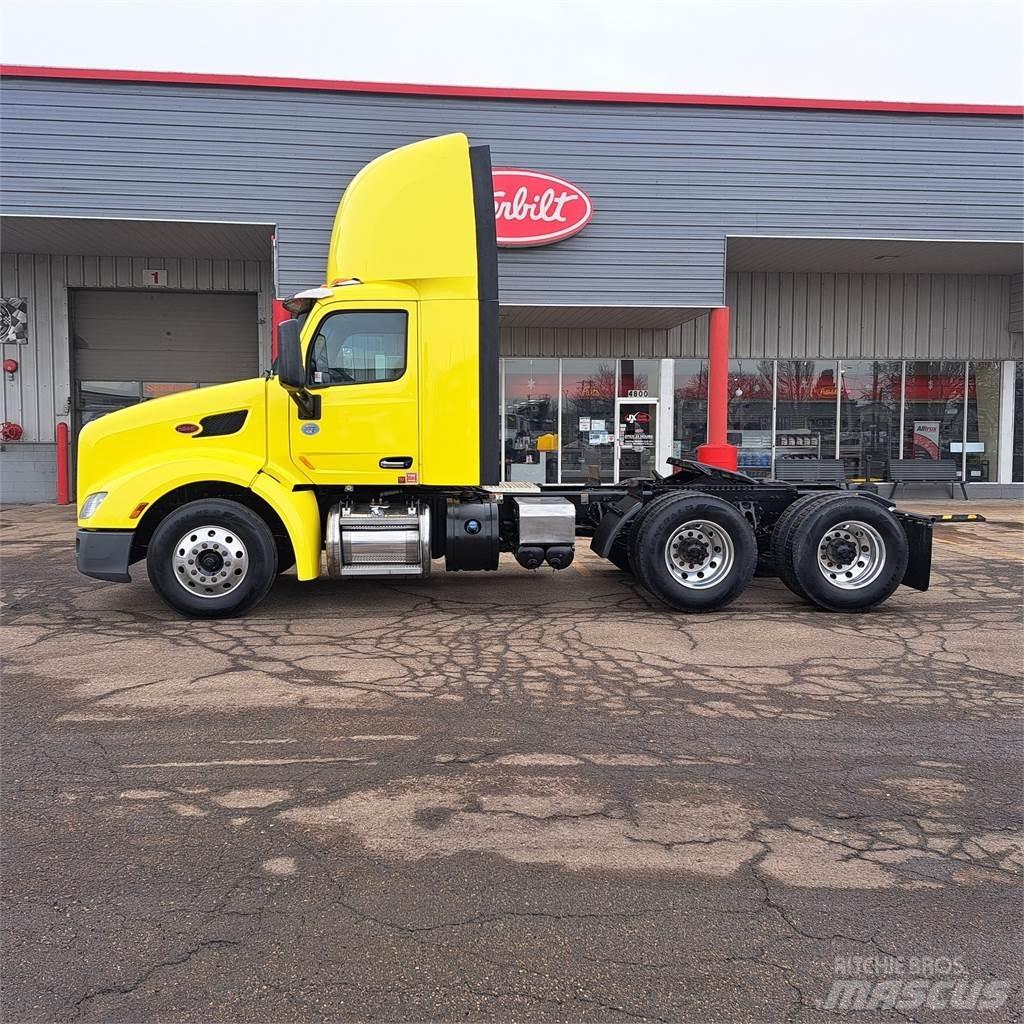 Peterbilt 579 Tahače