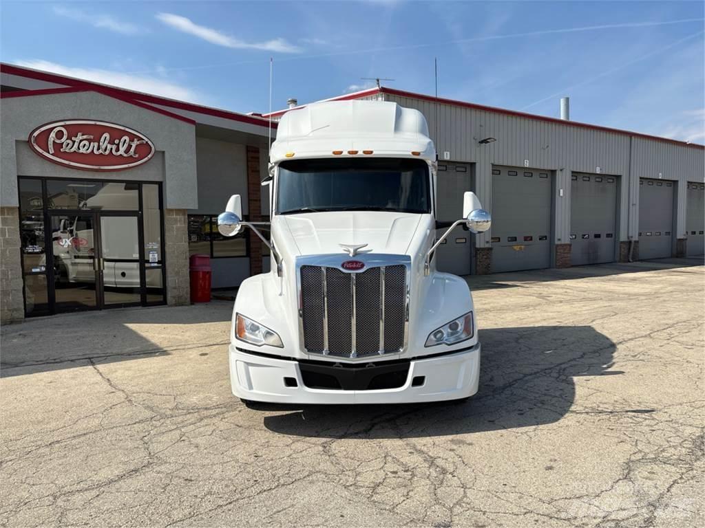 Peterbilt 579 Tahače