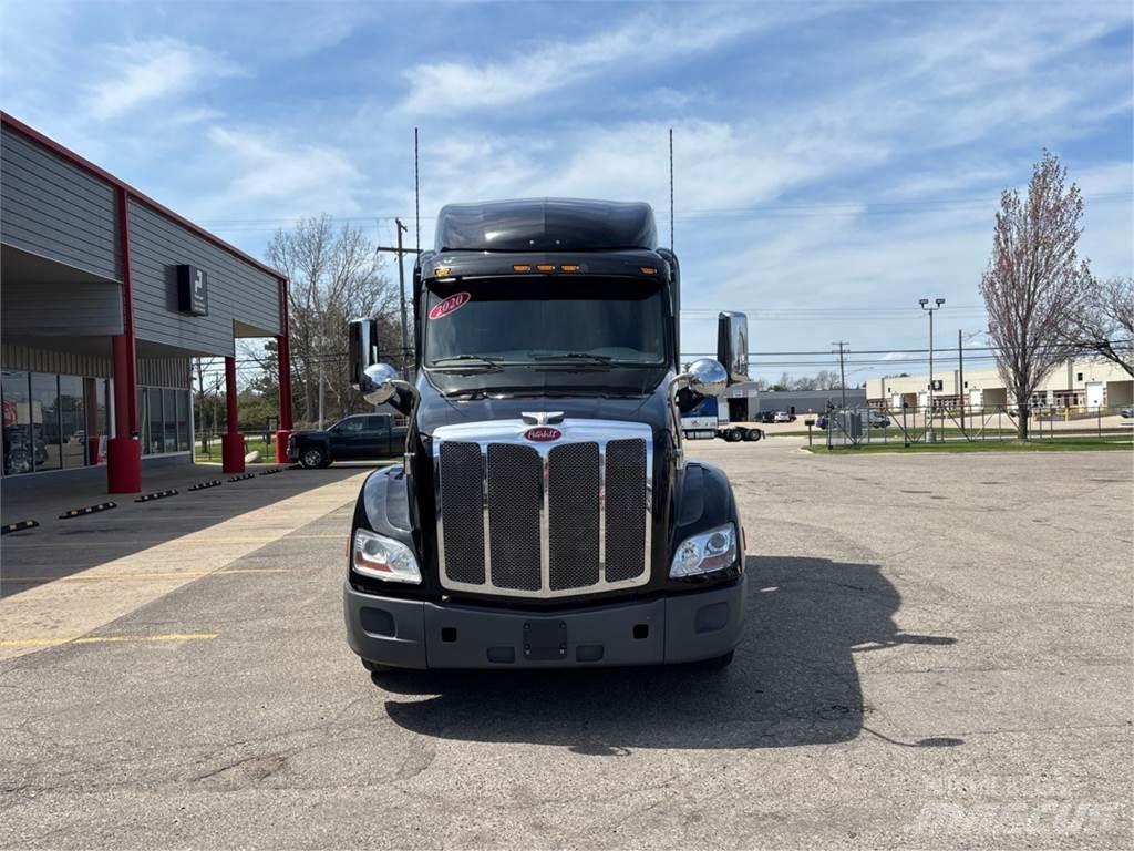 Peterbilt 579 Tahače