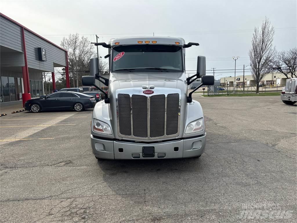 Peterbilt 579 Tahače