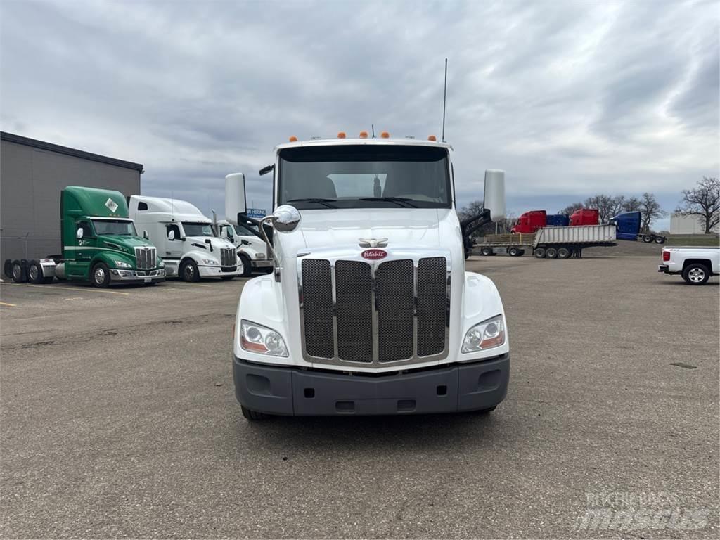 Peterbilt 579 Tahače
