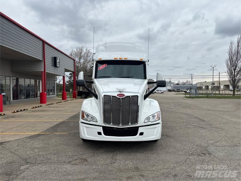 Peterbilt 579 Tahače