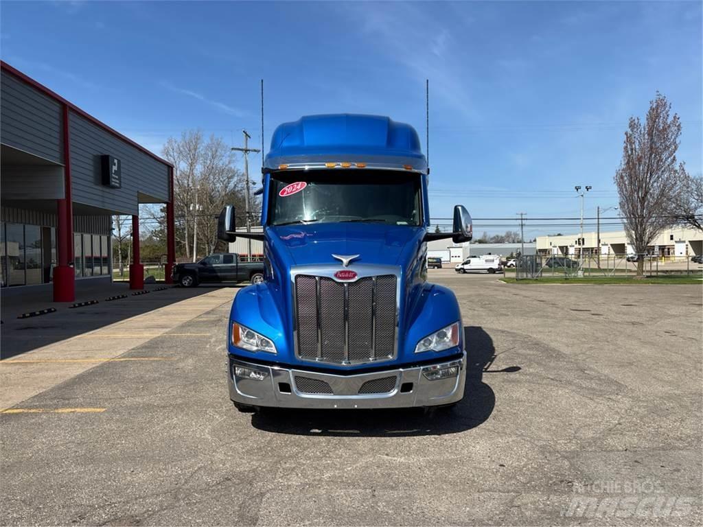 Peterbilt 579 Tahače