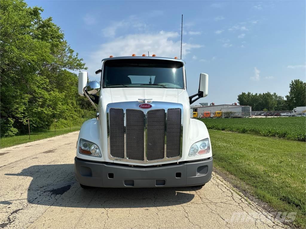 Peterbilt 579 Tahače