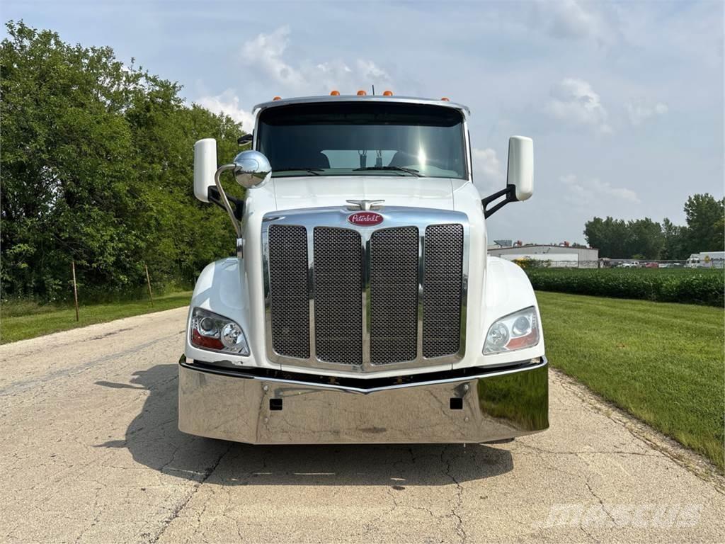 Peterbilt 579 Další