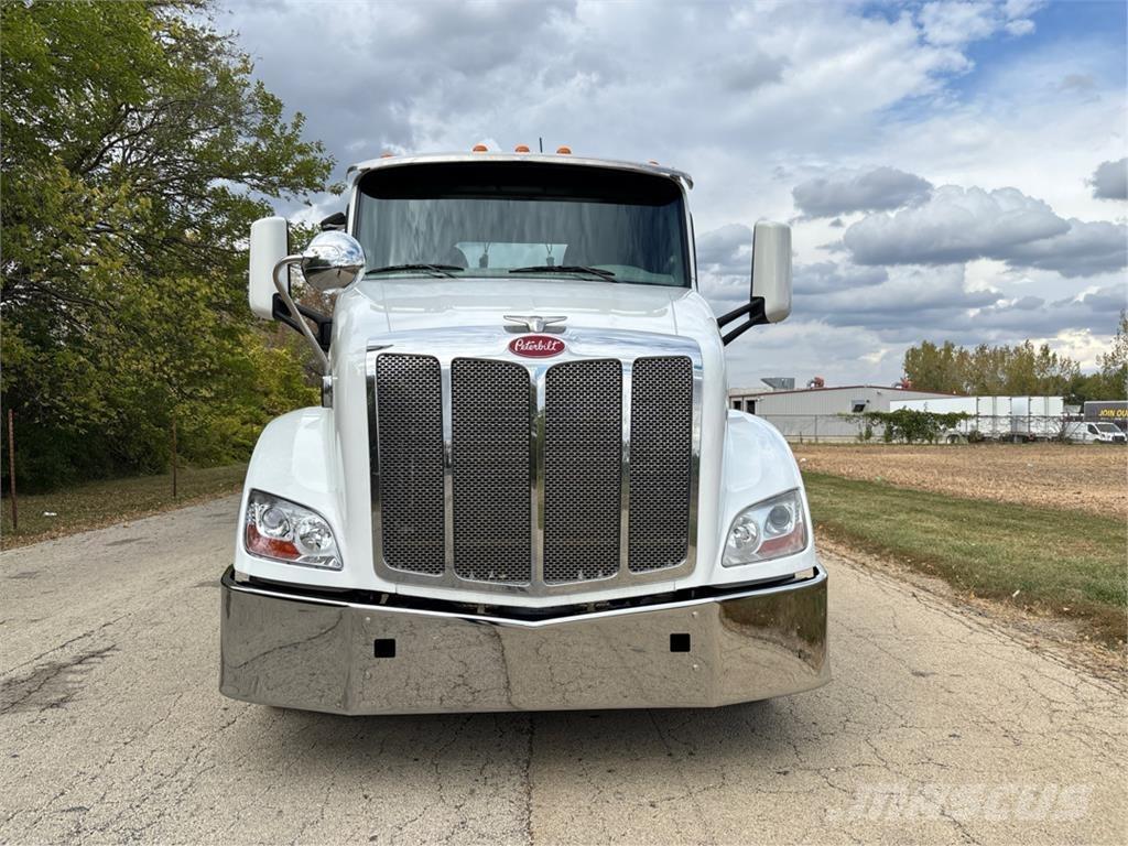 Peterbilt 579 Další