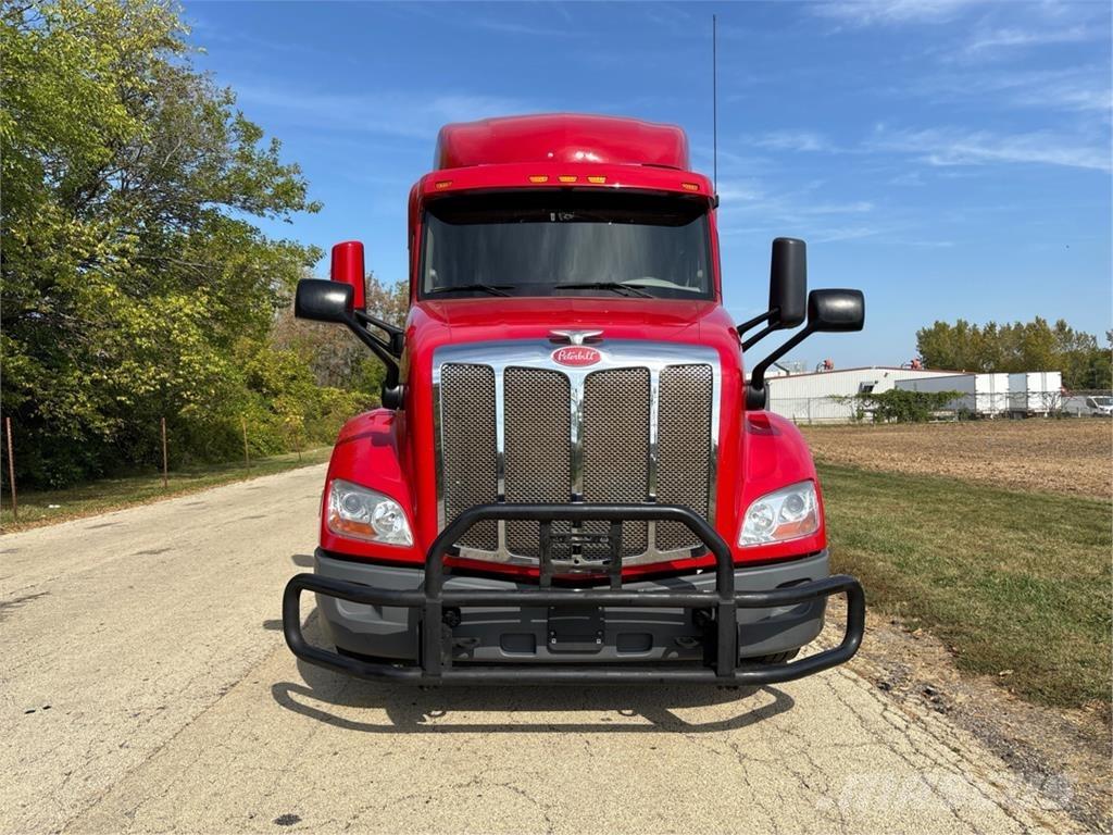 Peterbilt 579 Další