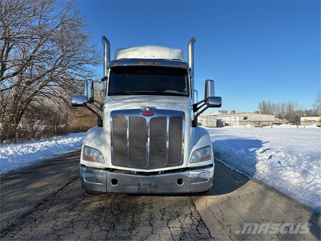 Peterbilt 579 Další