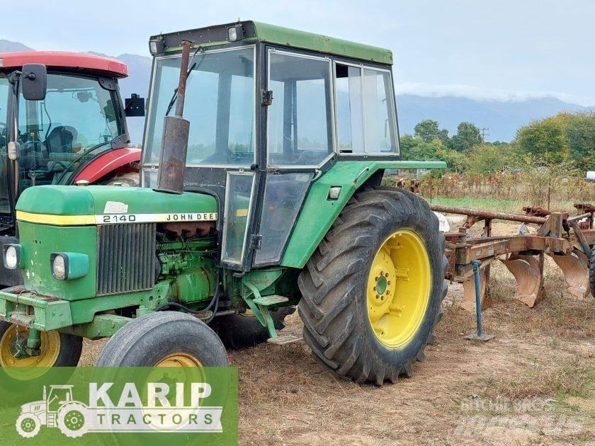 John Deere  Traktory