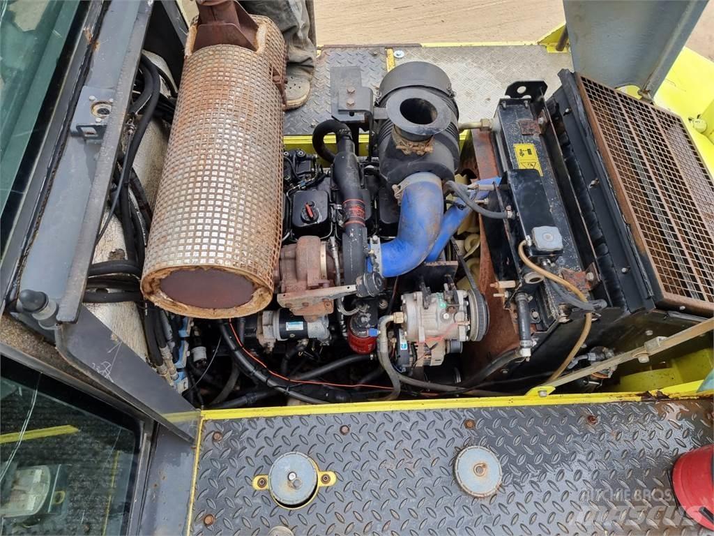Ammann AP240 Pneumatikové válce