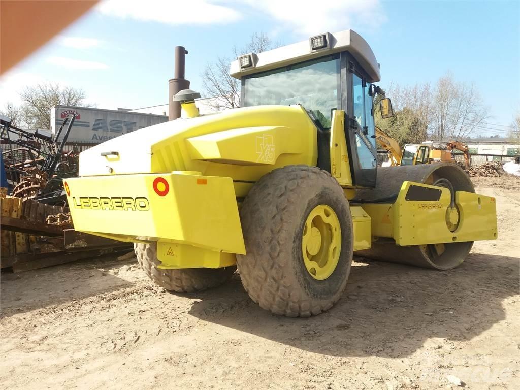 Bomag X5 Tahačové válce