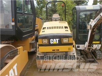 CAT CB224C Tandemové válce