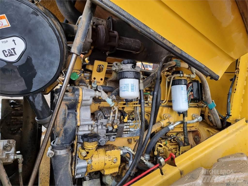 CAT CS 563E Tahačové válce