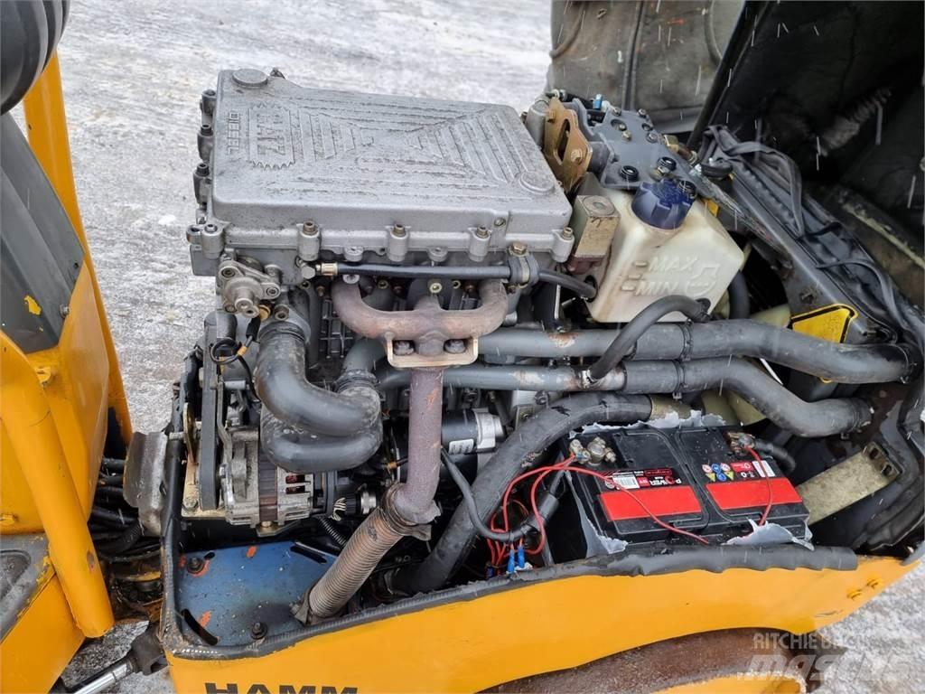 Hamm HD8CW Tandemové válce