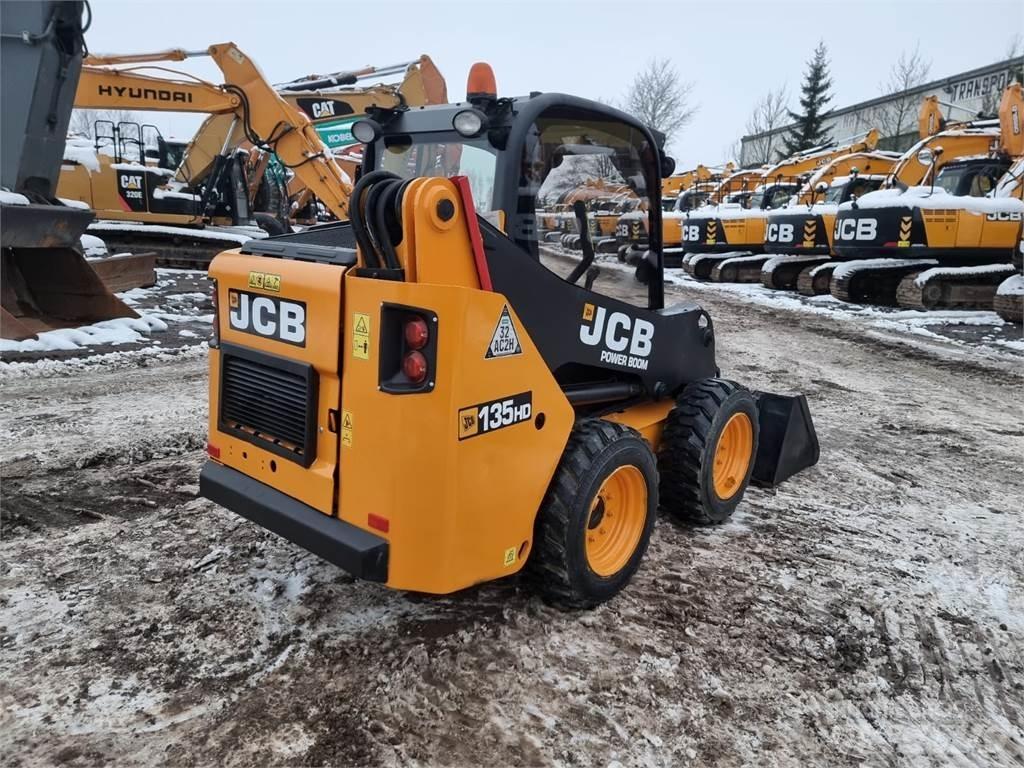 JCB 135HD Smykem řízené nakladače