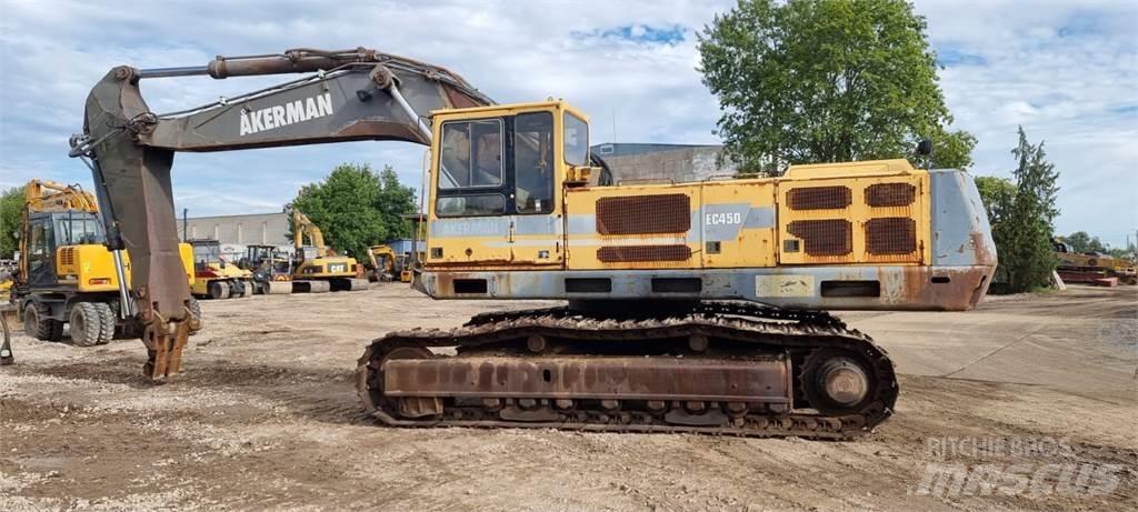 Volvo EC450 Pásová rýpadla