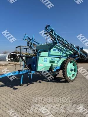 Berthoud Racer 3200/18 Tažené postřikovače