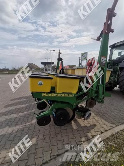 John Deere 1750 Kombinované secí stroje