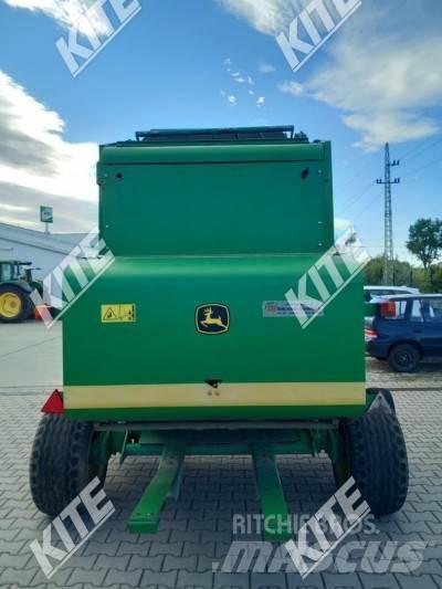 John Deere 592 Lis na válcové balíky