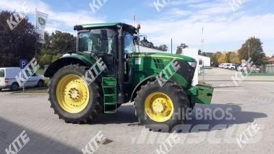 John Deere 6170R Traktory