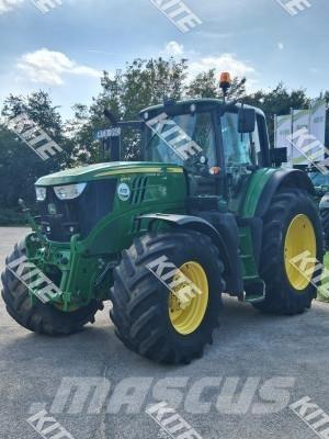John Deere 6195M Traktory