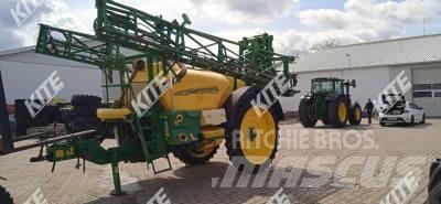 John Deere 732i/21 Tažené postřikovače